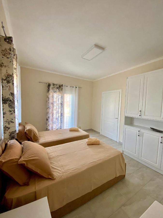 Tani'S House Villa Sarande Bagian luar foto