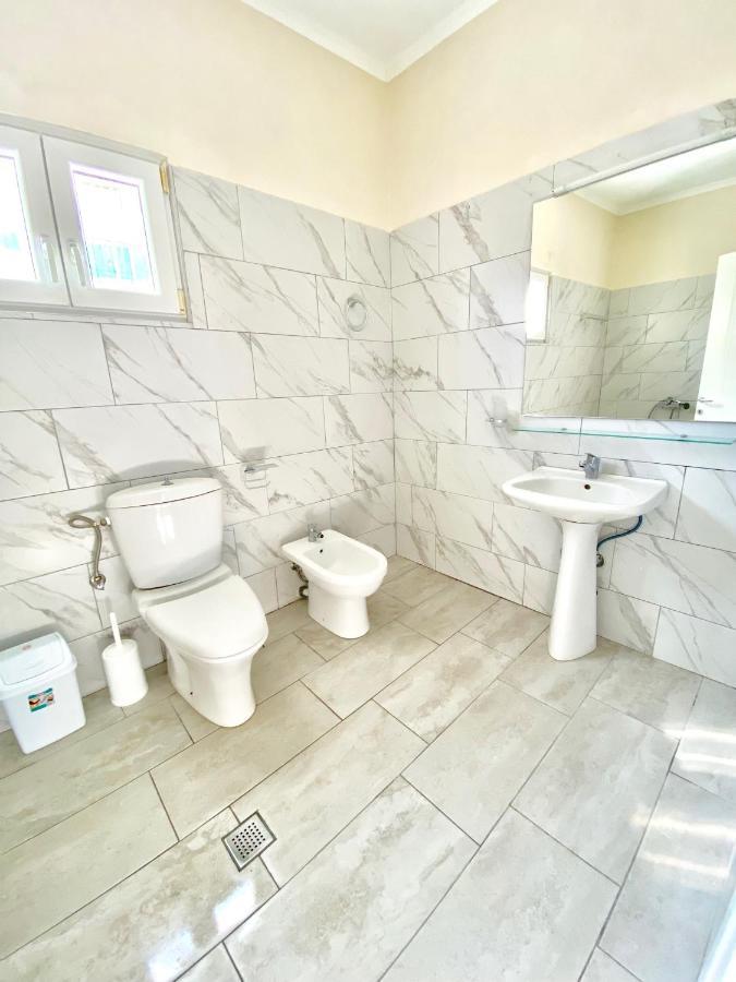 Tani'S House Villa Sarande Bagian luar foto