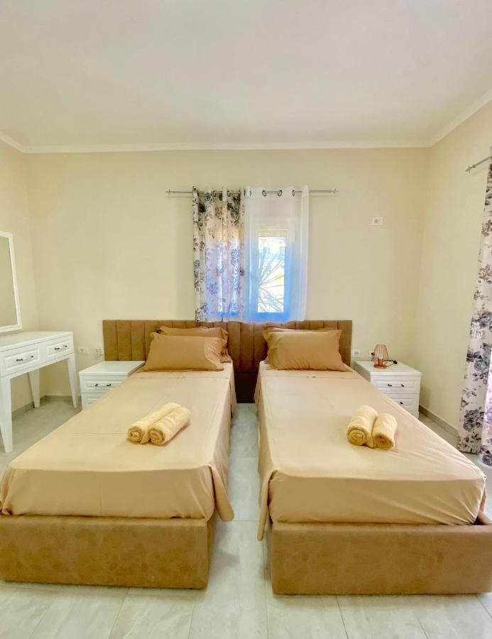 Tani'S House Villa Sarande Bagian luar foto