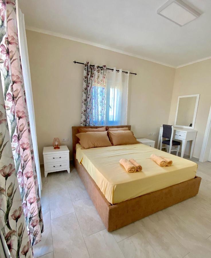 Tani'S House Villa Sarande Bagian luar foto