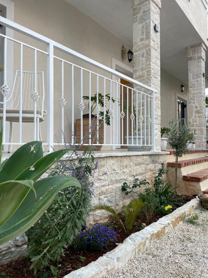 Tani'S House Villa Sarande Bagian luar foto